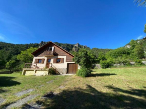 Chalet proche Station de Valberg et du Village de Guillaumes